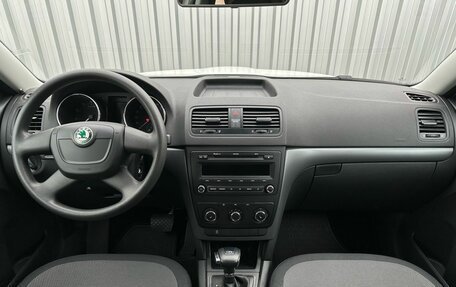 Skoda Yeti I рестайлинг, 2012 год, 949 900 рублей, 9 фотография