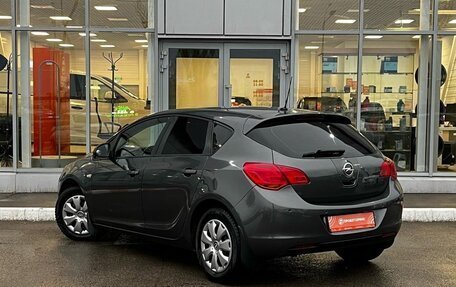 Opel Astra J, 2011 год, 730 000 рублей, 7 фотография