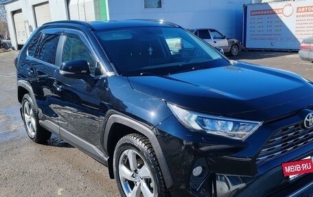 Toyota RAV4, 2019 год, 3 200 000 рублей, 3 фотография