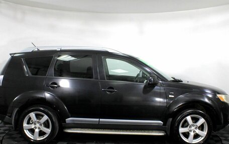 Mitsubishi Outlander III рестайлинг 3, 2007 год, 900 000 рублей, 4 фотография