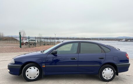 Toyota Avensis III рестайлинг, 2001 год, 479 000 рублей, 2 фотография