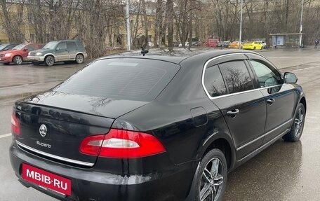Skoda Superb III рестайлинг, 2010 год, 925 500 рублей, 4 фотография