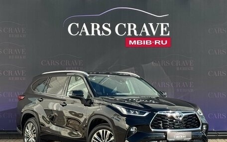 Toyota Highlander, 2024 год, 6 397 000 рублей, 3 фотография