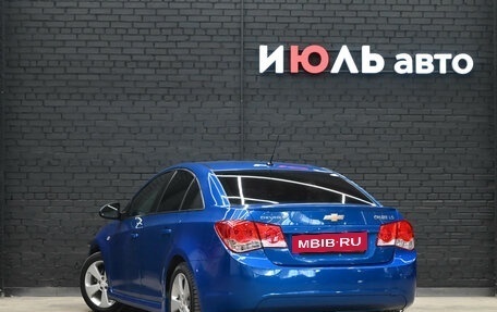 Chevrolet Cruze II, 2011 год, 790 000 рублей, 5 фотография