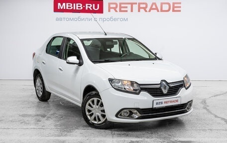 Renault Logan II, 2017 год, 745 000 рублей, 3 фотография