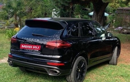 Porsche Cayenne III, 2016 год, 3 650 000 рублей, 2 фотография