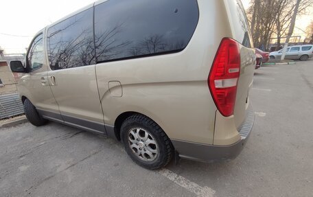 Hyundai H-1 II рестайлинг, 2008 год, 1 261 000 рублей, 2 фотография