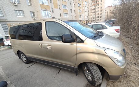 Hyundai H-1 II рестайлинг, 2008 год, 1 261 000 рублей, 4 фотография
