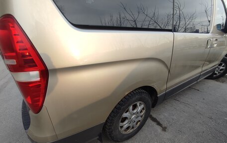 Hyundai H-1 II рестайлинг, 2008 год, 1 261 000 рублей, 10 фотография