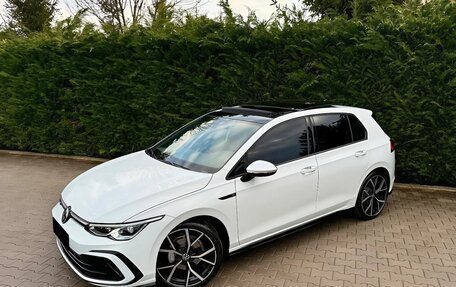 Volkswagen Golf VIII, 2021 год, 2 300 300 рублей, 2 фотография