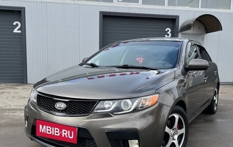 KIA Cerato III, 2010 год, 700 000 рублей, 1 фотография