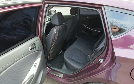 Hyundai Solaris II рестайлинг, 2013 год, 990 000 рублей, 5 фотография