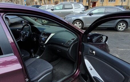 Hyundai Solaris II рестайлинг, 2013 год, 990 000 рублей, 12 фотография