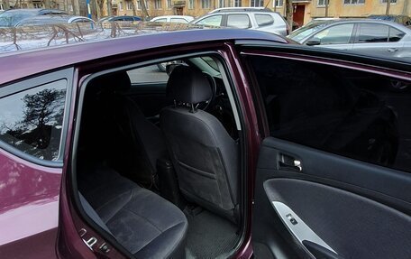 Hyundai Solaris II рестайлинг, 2013 год, 990 000 рублей, 14 фотография