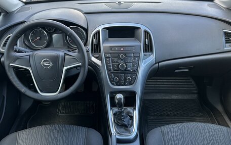 Opel Astra J, 2013 год, 955 000 рублей, 10 фотография