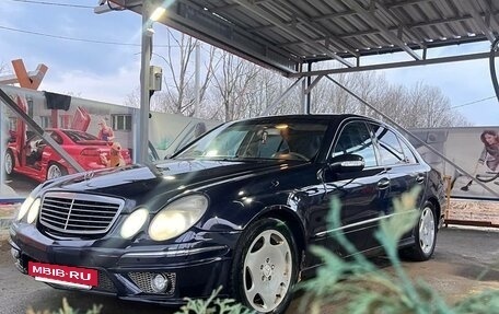 Mercedes-Benz E-Класс, 2003 год, 810 000 рублей, 8 фотография