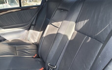 Mercedes-Benz E-Класс, 2001 год, 400 000 рублей, 11 фотография