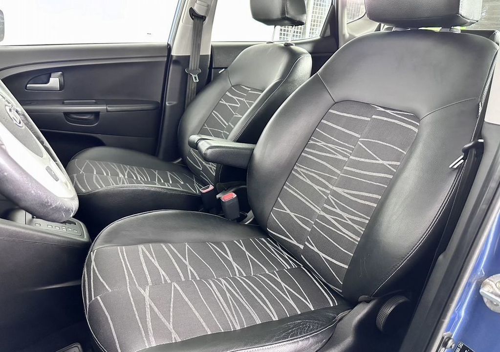 KIA Venga I, 2012 год, 1 057 000 рублей, 13 фотография