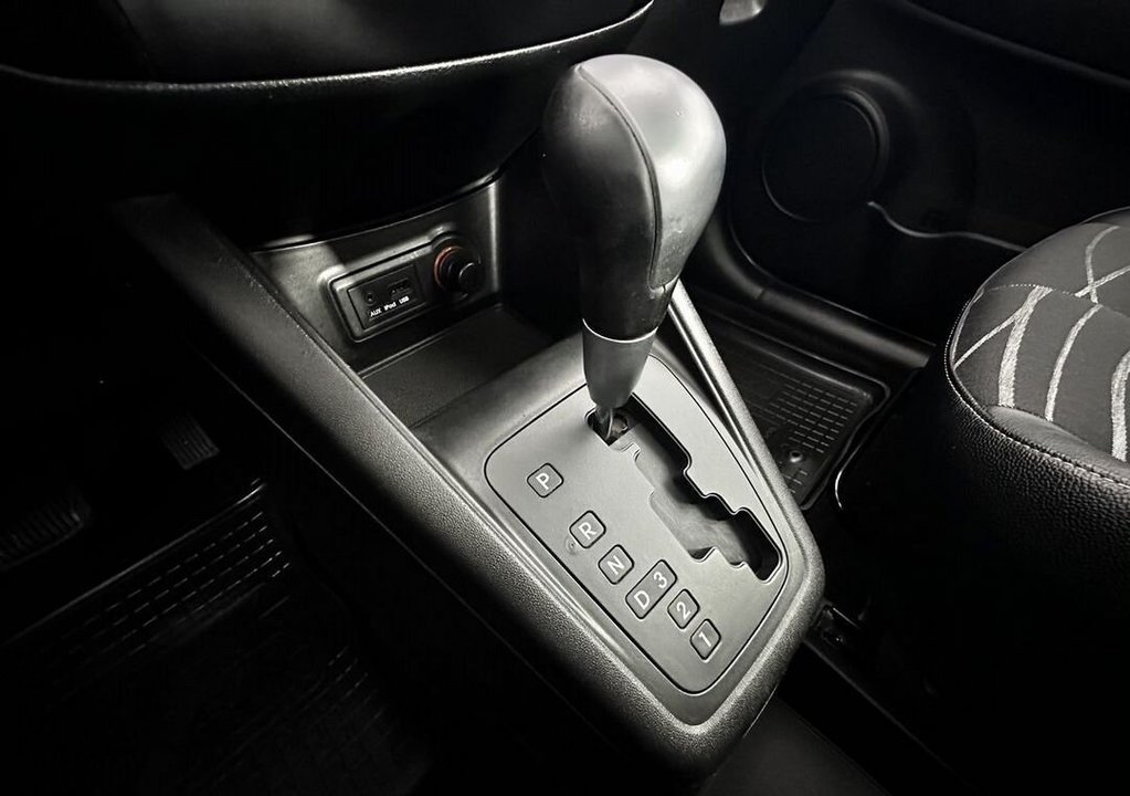 KIA Venga I, 2012 год, 1 057 000 рублей, 19 фотография