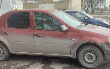 Renault Logan I, 2013 год, 400 000 рублей, 2 фотография