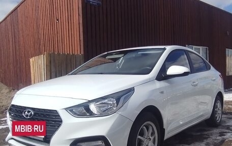 Hyundai Solaris II рестайлинг, 2019 год, 1 398 000 рублей, 3 фотография