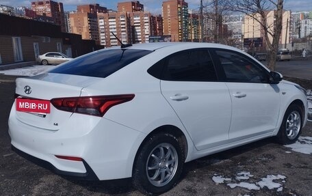Hyundai Solaris II рестайлинг, 2019 год, 1 398 000 рублей, 9 фотография