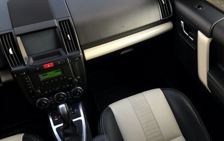 Land Rover Freelander II рестайлинг 2, 2012 год, 1 700 000 рублей, 15 фотография