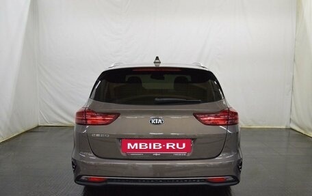 KIA cee'd III, 2021 год, 1 936 000 рублей, 6 фотография