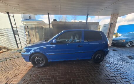 Volkswagen Polo III рестайлинг, 2001 год, 140 000 рублей, 4 фотография