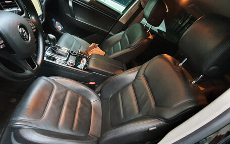 Volkswagen Touareg III, 2013 год, 2 450 000 рублей, 10 фотография
