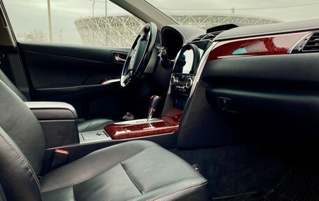 Toyota Camry, 2014 год, 1 990 000 рублей, 12 фотография