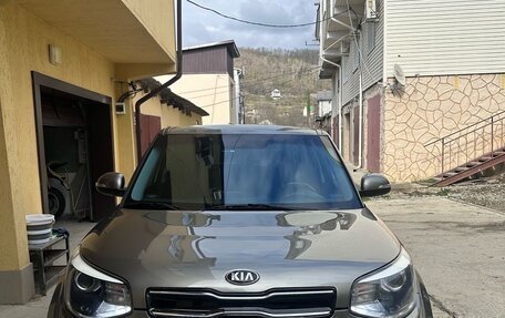 KIA Soul II рестайлинг, 2018 год, 1 520 000 рублей, 2 фотография