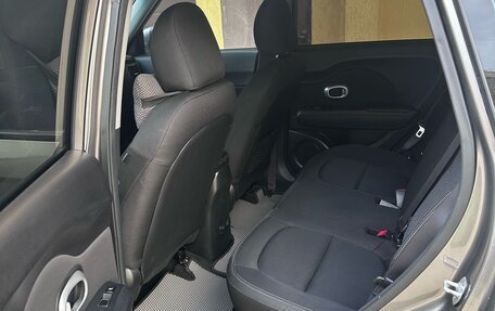 KIA Soul II рестайлинг, 2018 год, 1 520 000 рублей, 6 фотография