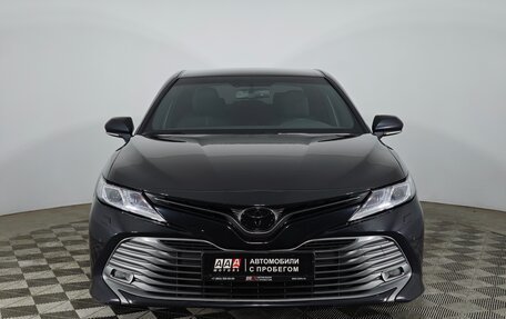 Toyota Camry, 2020 год, 2 199 000 рублей, 2 фотография