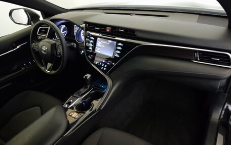 Toyota Camry, 2020 год, 2 199 000 рублей, 12 фотография