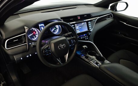 Toyota Camry, 2020 год, 2 199 000 рублей, 14 фотография