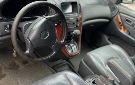 Lexus RX IV рестайлинг, 1999 год, 950 000 рублей, 11 фотография