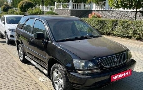 Lexus RX IV рестайлинг, 1999 год, 950 000 рублей, 3 фотография