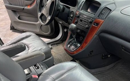 Lexus RX IV рестайлинг, 1999 год, 950 000 рублей, 16 фотография