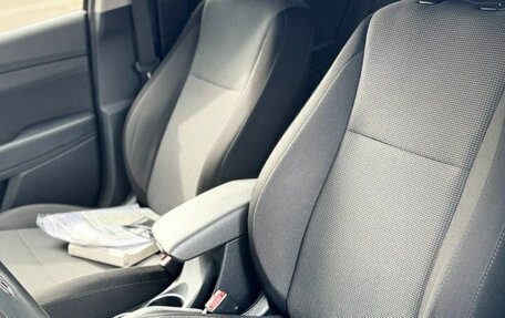 Hyundai Solaris II рестайлинг, 2019 год, 1 400 000 рублей, 17 фотография