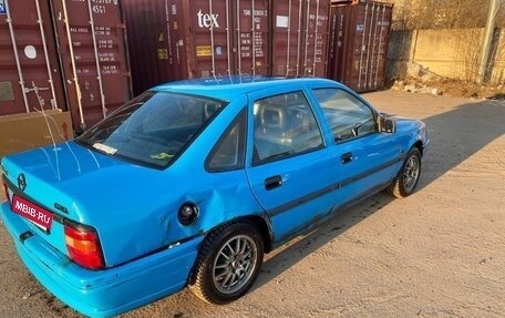 Opel Vectra A, 1993 год, 100 000 рублей, 3 фотография
