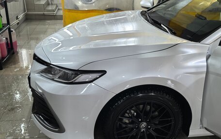Toyota Camry, 2022 год, 3 900 000 рублей, 6 фотография