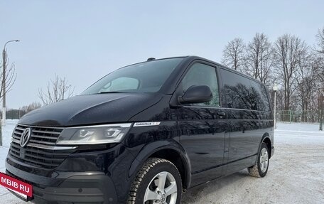 Volkswagen Caravelle T6 рестайлинг, 2021 год, 4 200 000 рублей, 2 фотография