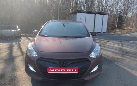 Hyundai i30 II рестайлинг, 2012 год, 950 000 рублей, 2 фотография