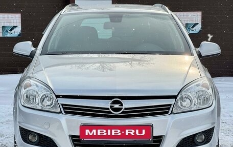 Opel Astra J, 2011 год, 655 000 рублей, 7 фотография