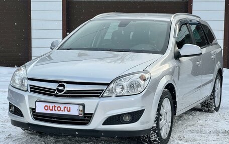 Opel Astra J, 2011 год, 655 000 рублей, 6 фотография