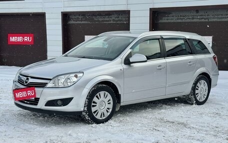 Opel Astra J, 2011 год, 655 000 рублей, 5 фотография
