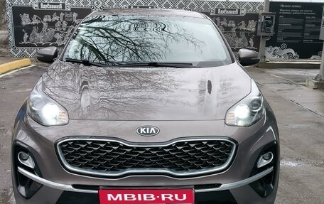 KIA Sportage IV рестайлинг, 2019 год, 1 950 000 рублей, 1 фотография