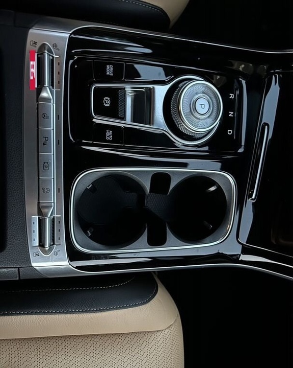 KIA Carnival, 2021 год, 3 650 000 рублей, 21 фотография