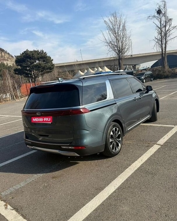 KIA Carnival, 2021 год, 3 650 000 рублей, 32 фотография